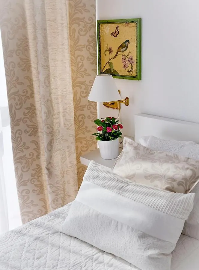 San Pablo Deluxe Suite By Valcambre Seville Apartment